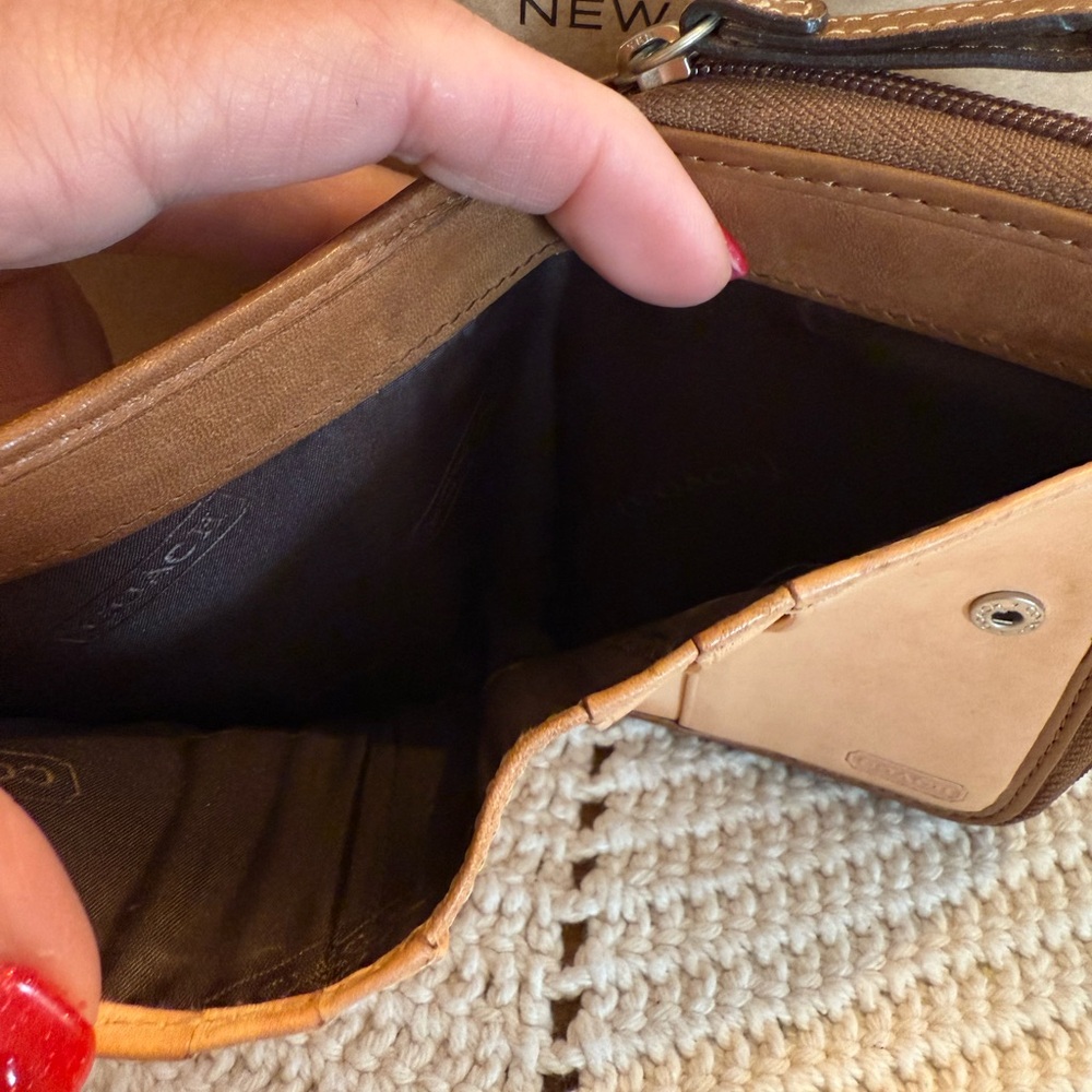 Coach Vintage Monogram Leather Zip Around Wallet - Picture 7 of 8